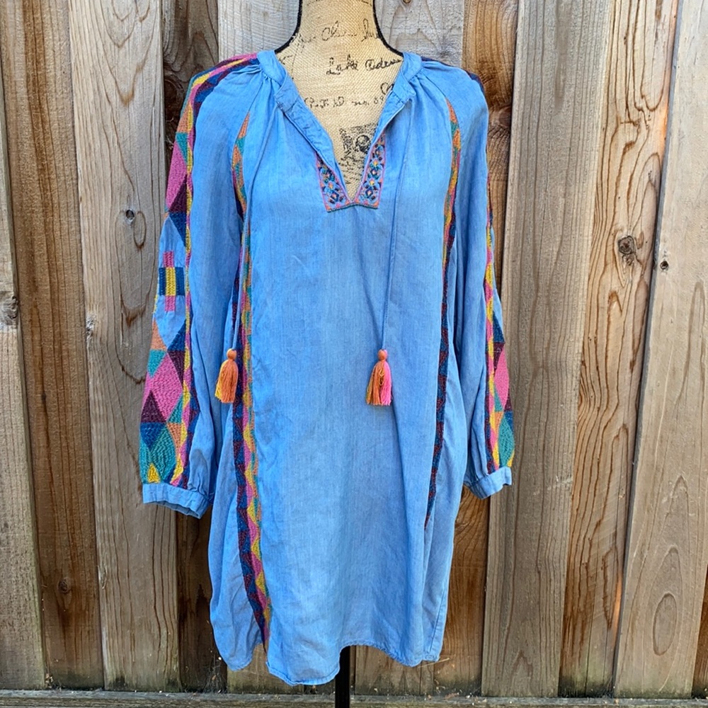 Zara Tunic dress small Blue Embroidered